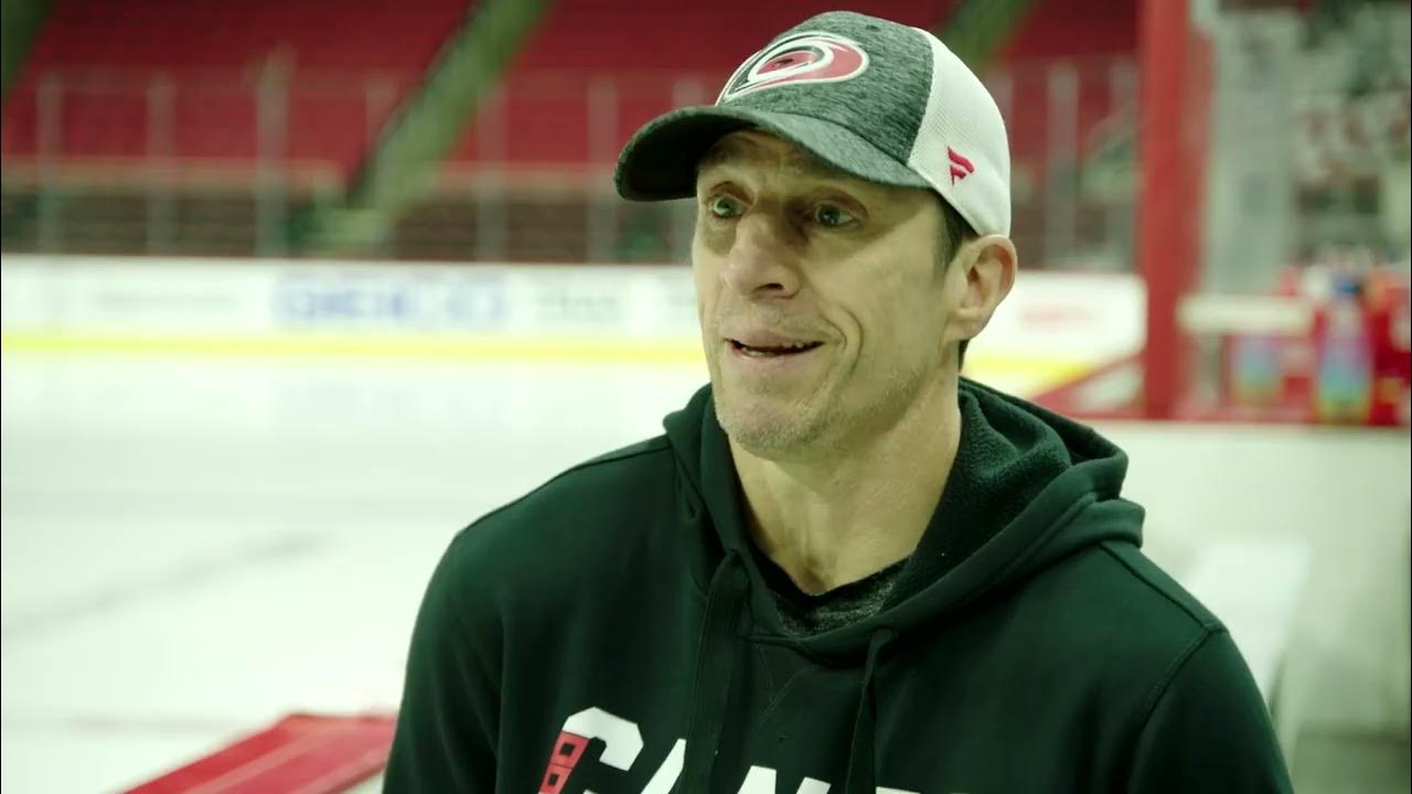 Okay but Rod Brind'Amour hoisting the Cup 🥹 #StanleyCup #nhl #hockey