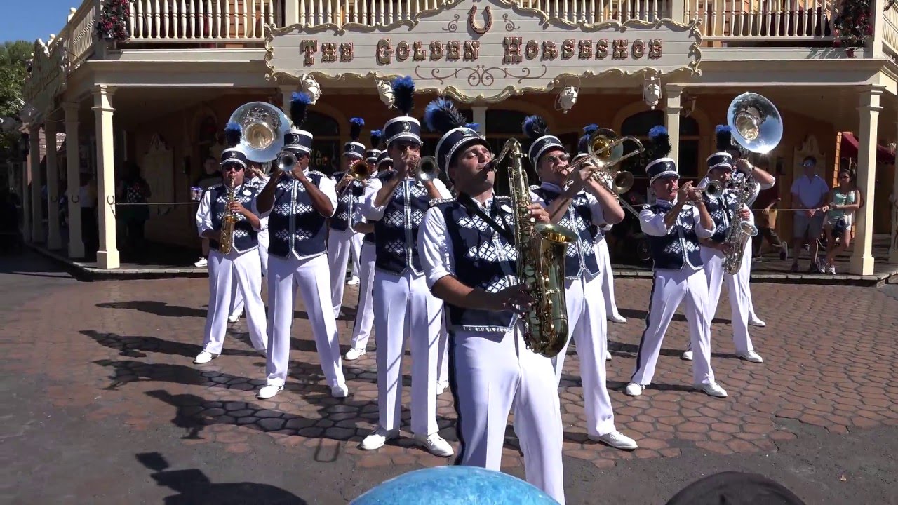 The New Disneyland Band, 9-6-15   Disneyland, clip1, Woody's Roundup, and Dig a Little Deeper, in 4K