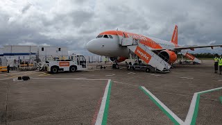 easyJet&#39;s most comfortable aircraft: Edinburgh to London