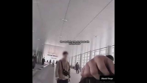 The way Jimin grabs Jungkook with the little hand #jikook #jimin #jungkook#jikookvhope