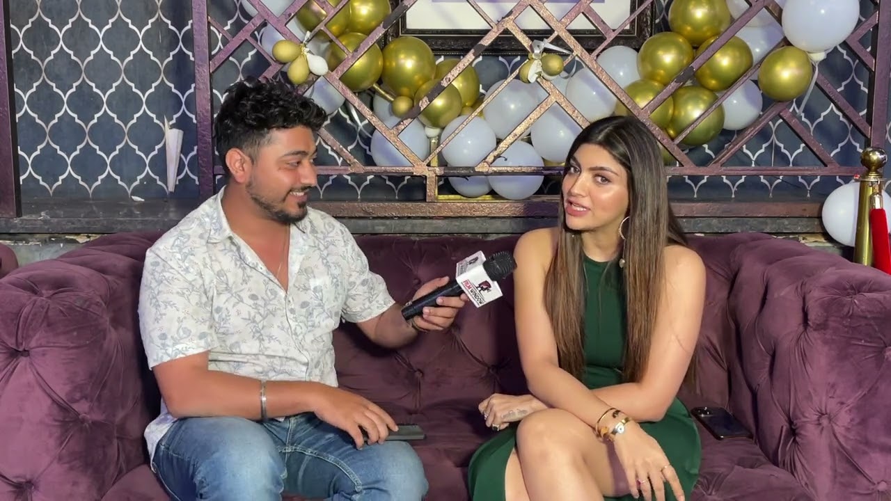 Akanksha Puri Elimination Interview: Muzhe Laga Salman Kiss ki Tariff karenge, Jad se nahi milungi