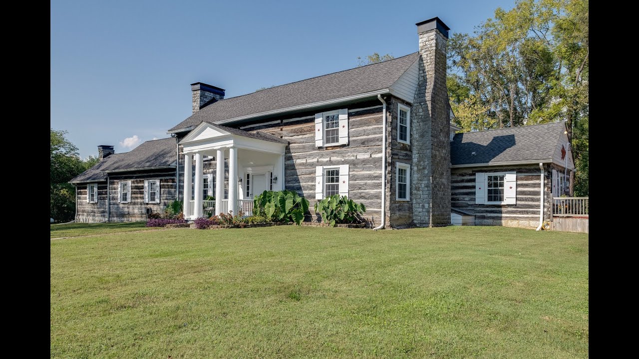 1050 Lakeland Dr Gallatin TN 37066