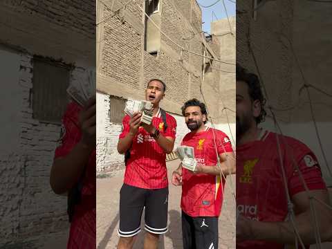 اليسون مع فان دايك ومحمد صلاح في تجديد العقود والسر في التمساح