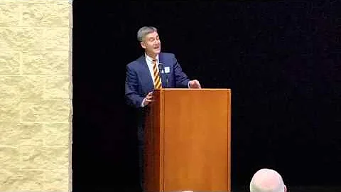 Gary Frankhouse speaks during the Galion Alumni Ha...