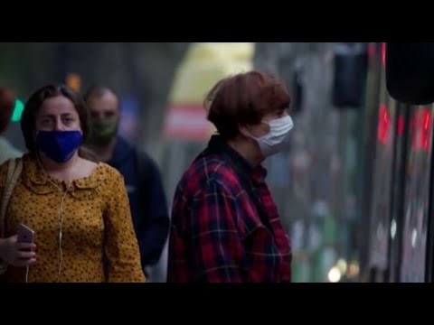 პირბადეების ტარება ღია სივრცეშიც სავალდებულო ხდება -  მთავრობა ახალ რეგულაციებს აწესებს