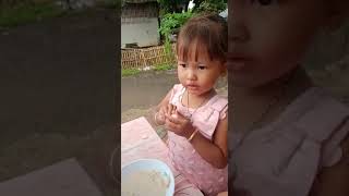 Makan Bubur Krupuke Se Uprit