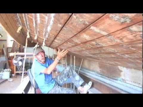 Wooden Boat Repair-Dry hull caulking 5 - YouTube