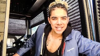 William Singe - BUS INVADERS Ep. 1142