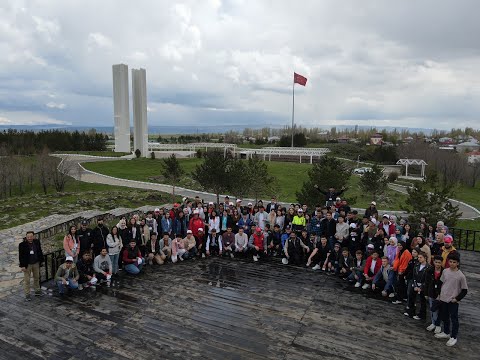 BİN 230 ÖĞRENCİ