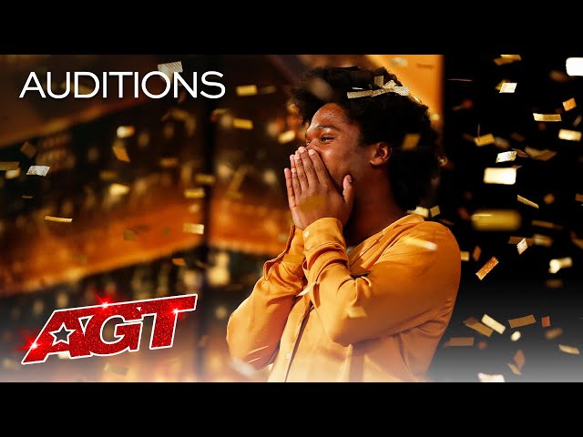 Golden Buzzer: Jimmie Herrod Surprises the Judges With Tomorrow - America's Got Talent 2021 class=