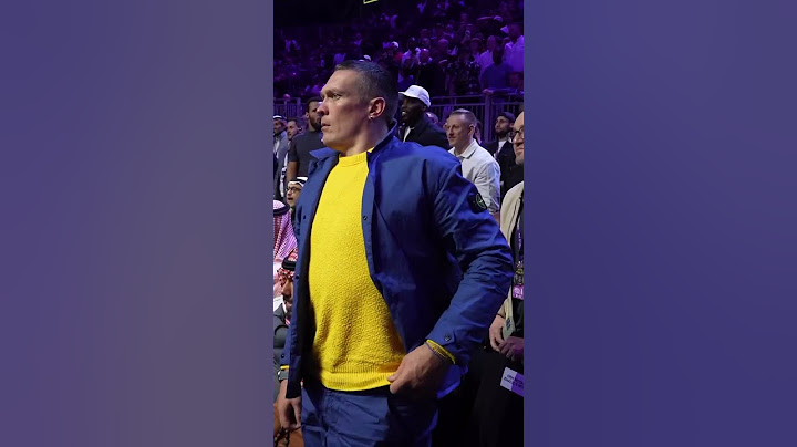 Usyk & AJ react to Parker defeating Bakole at ringside 😮‍💨 #TheLastCrescendo