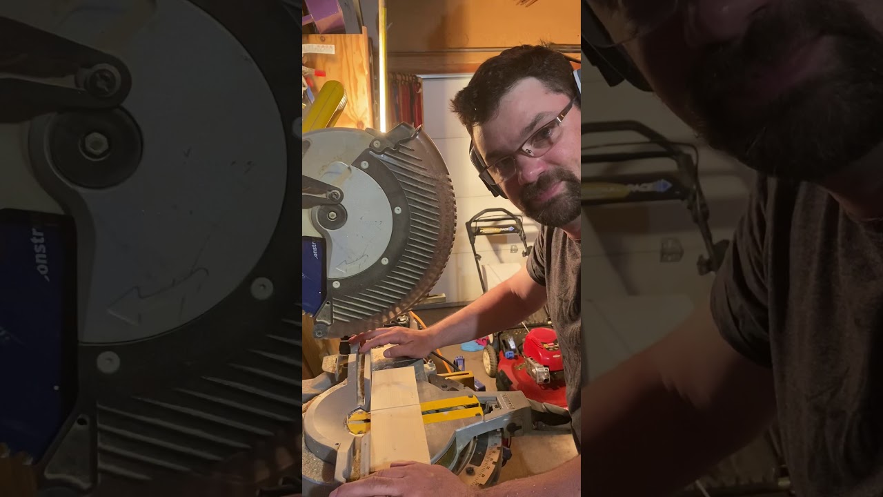 How to square your mitre saw. YouTube