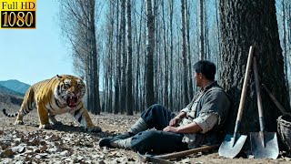 O fazendeiro descansando debaixo da árvore é um mestre de Kung Fu, capaz de matar instantaneamente