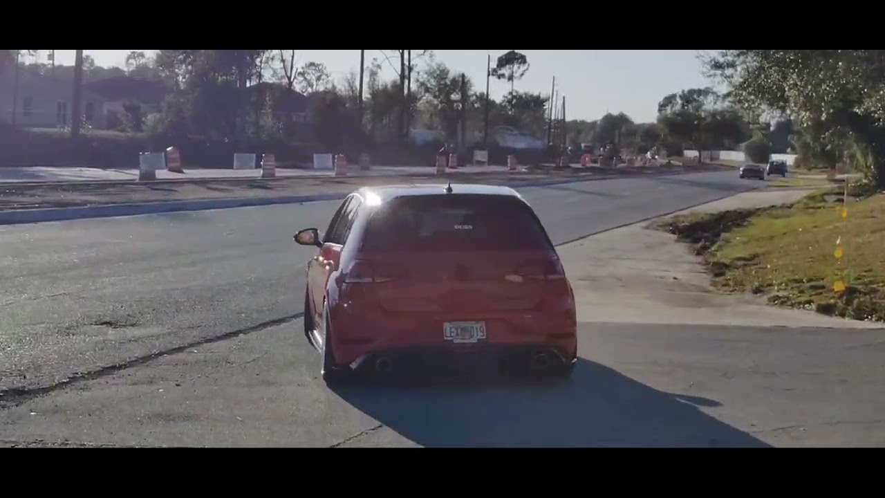 Tuner cars and classic cars leaving a car meet #tunercars #classiccars #burnout #palmcoast #pull 