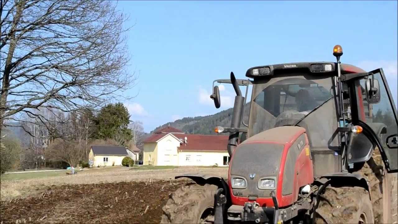 Valtra N101 & Valtra 6350 : Epandage de Fumier