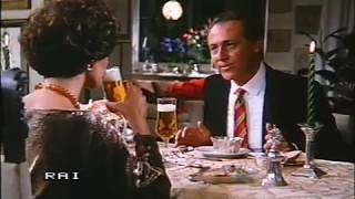 Play video: Spot- BIRRA con Renzo Arbore e Fiorenza Marchegiani - 1985 HQ (PRODUTTORI ITALIANI BIRRA)