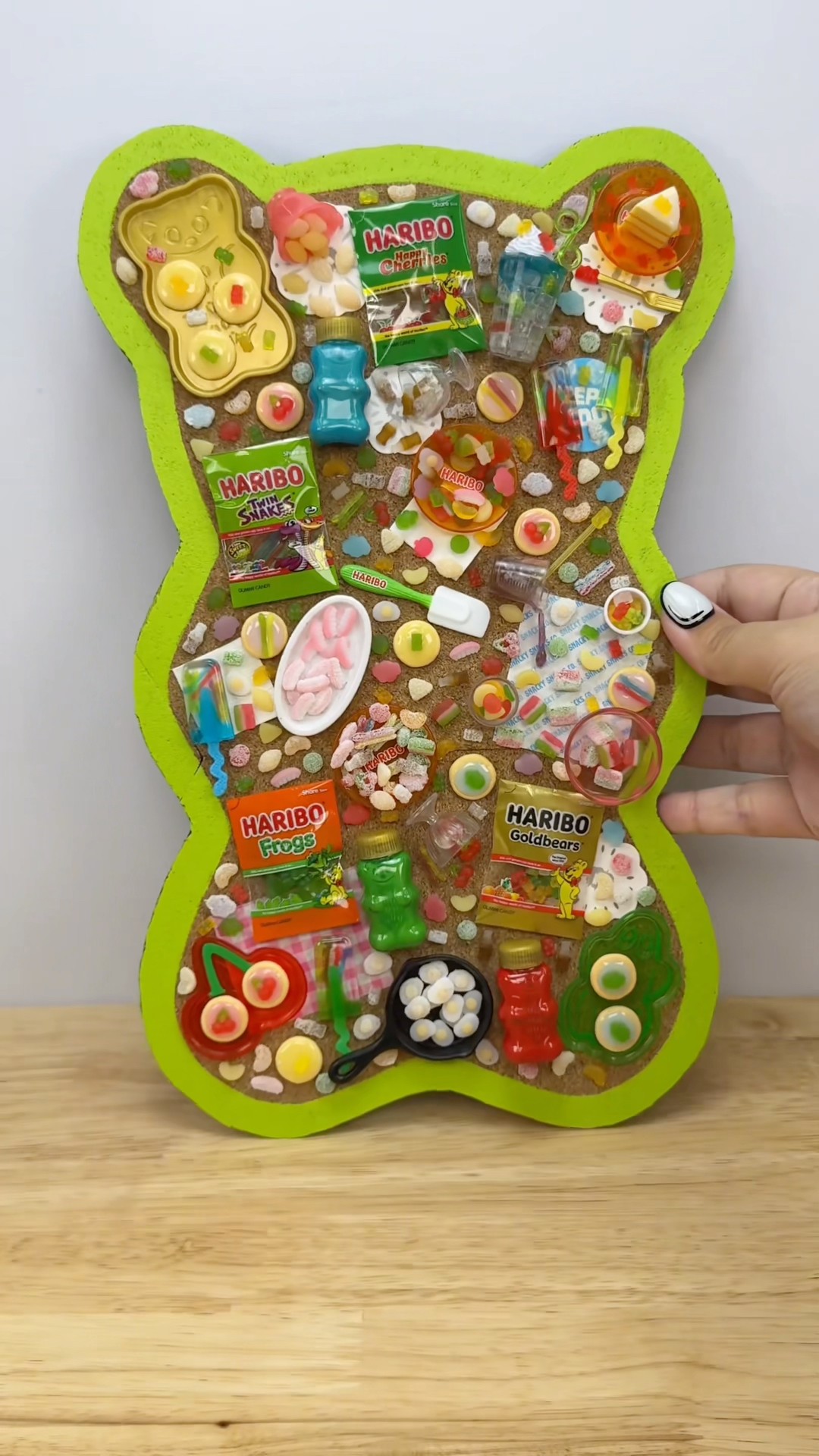 新品未開封 ミニバース Miniverse ミニブランズ HARIBO ハリボー 最新