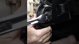 Ford Fusion  Serpentine Belt Replace  Stretch Belt