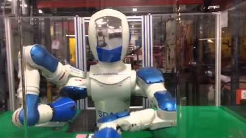 Tri-State Automation showcases blackjack-dealing robot