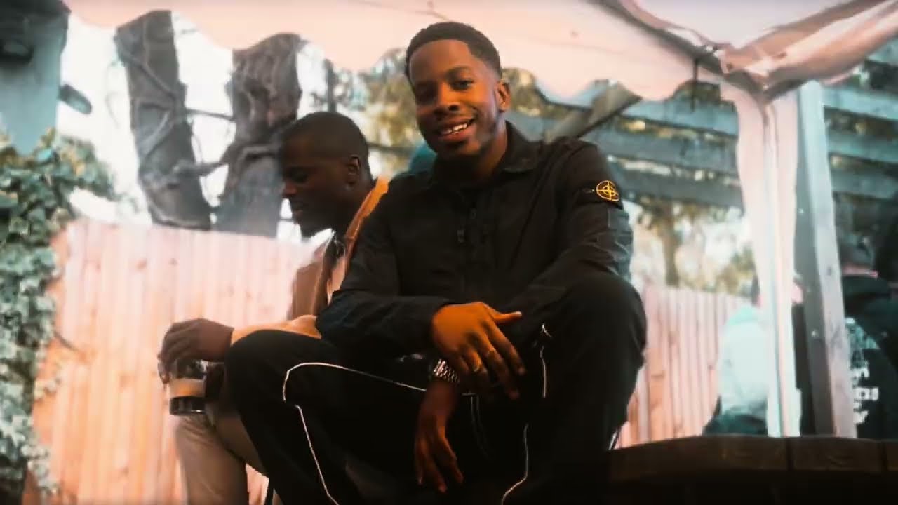 Guarda Mr Myki - Immigrant su YouTube Guarda Mr Myki - Immigrant su YouTube