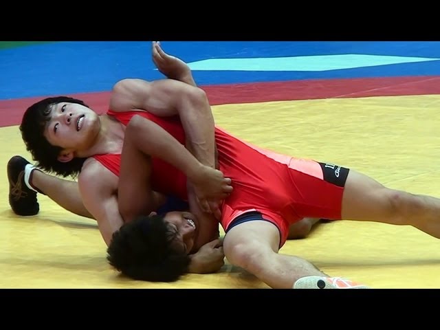 Freestyle Wrestling PIN - SIU vs Tezukayama University - YouTube