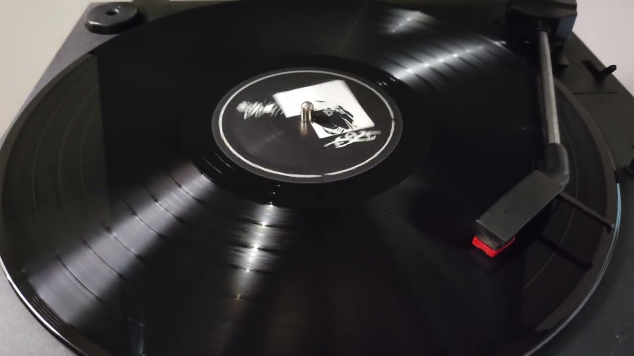 Εθισμός - Παιδί του 2000 (Vinyl - Edition) - (4K)