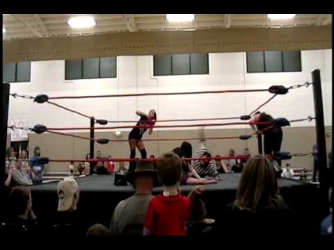 Jessica Wetmore & Hailey Rage VS The Rocketts- ACW...