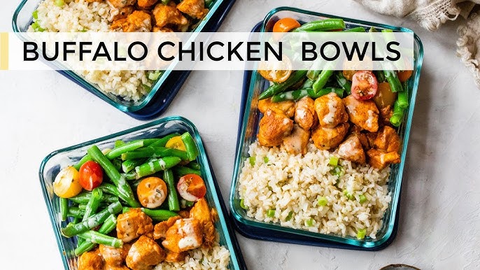 Easy Buffalo Chicken Meal Prep Bowls {Low-Carb Option} - Amee's