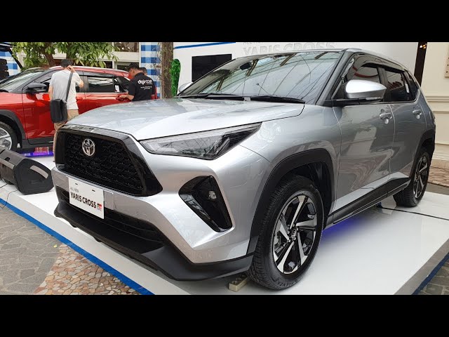 2024 Toyota YARIS CROSS 1.5 G CVT SILVER METALLIC | Elegant