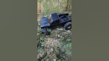 Scx24 Jconcepts Megalithic lgrp comp chassis build. #shorts