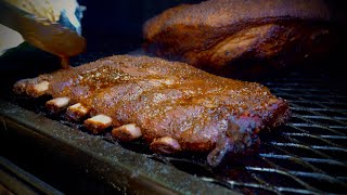 Cocinando Costillas De Puerco a la BBQ