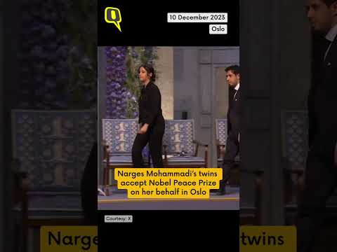 دوقلوهای نرگس محمدی فعال زندانی ایرانی از طرف او جایزه صلح نوبل را دریافت کردند شورت