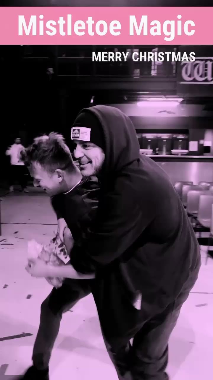 Under the Mistletoe! ??