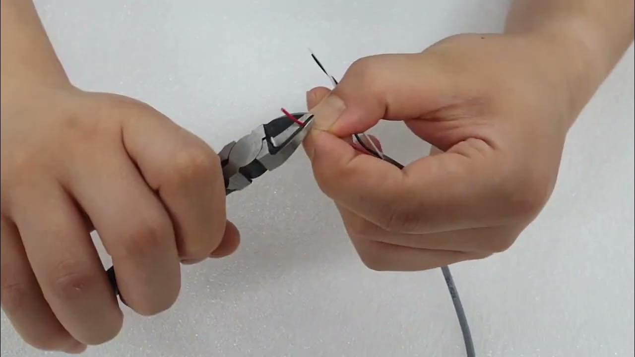 How to strip a Wire with Scissors YouTube