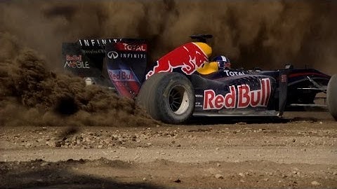 Formula 1 comes to America! - Red Bull Racing takes first lap in Texas