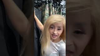 Tiny Texie cant reach what she wants on her shopping trip!  #funny #funnyclips #size #funnyvideos