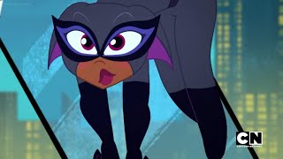 Catwoman Failed To Rob A Museum