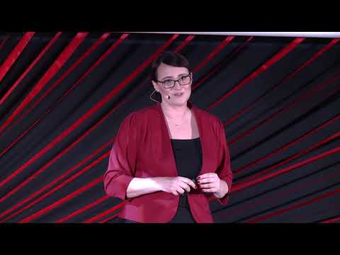 Czy “normalny człowiek” może zaprzyjaźnić się z osobą w spektrum? | Joanna Ławicka | TEDxWarsaw