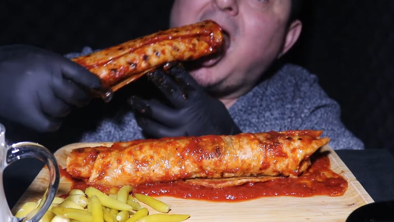 ASMR MUKBANG Hatay Usulü bol soslu Döner #neromasmr #abdullahceylantaş #yemekvideoları 🌶🌶🌶🌶