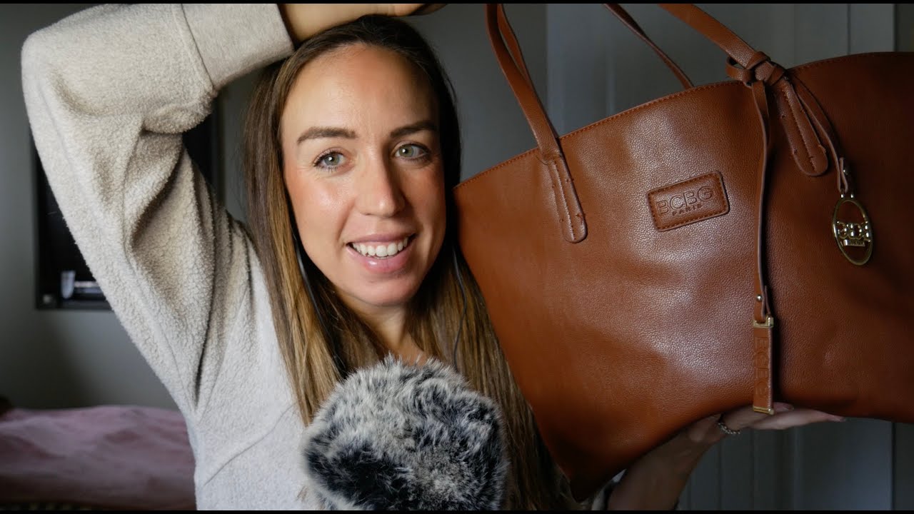 ASMR What's in my bag!