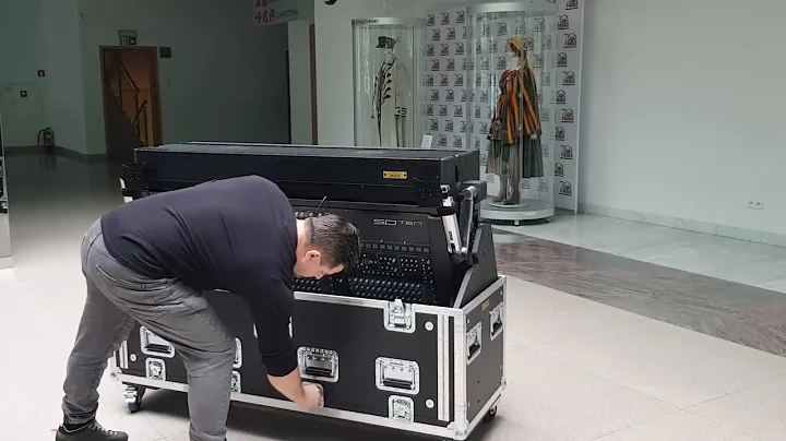 Flip-Ready Detachable Easy Retracting Hydraulic Lift Case With 2x2U for Digico SD10 Console by ZCase