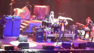 Richie Sambora &amp; Orianthi playing Wanted Dead or Alive, Leeds first direct arena, 15 Oct 16