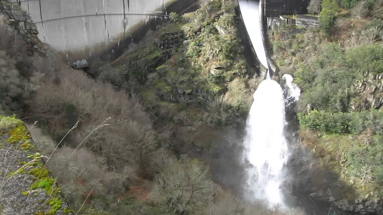 presa de Albarellos vertido 11 feb