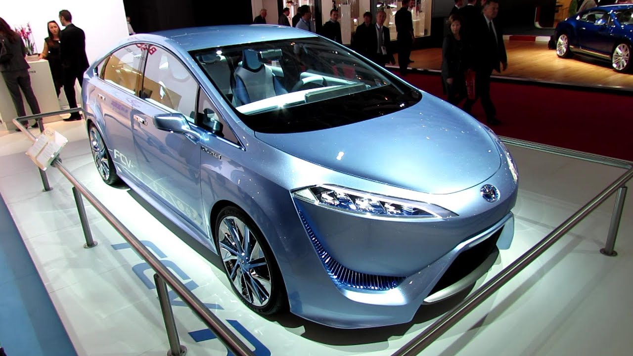 Toyota Fcv R