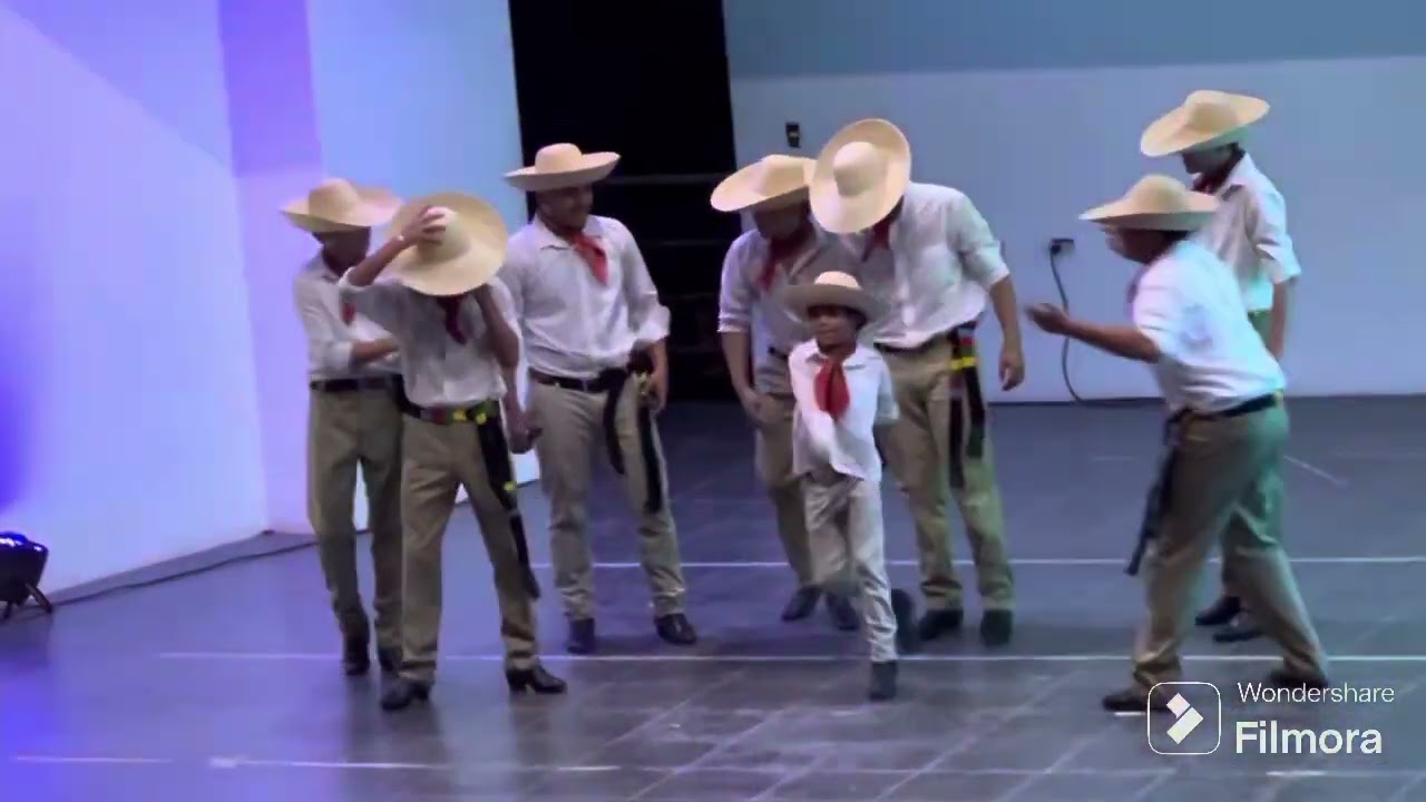 Los bailes de mi tierra ￼