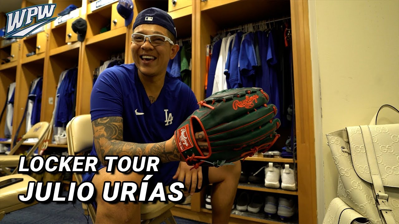 Locker Tour: Julio Urías