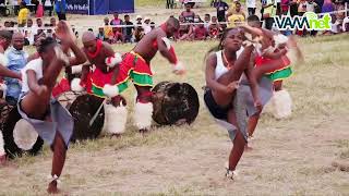 Ingadlaingabezwenisibhaca Setintfombi