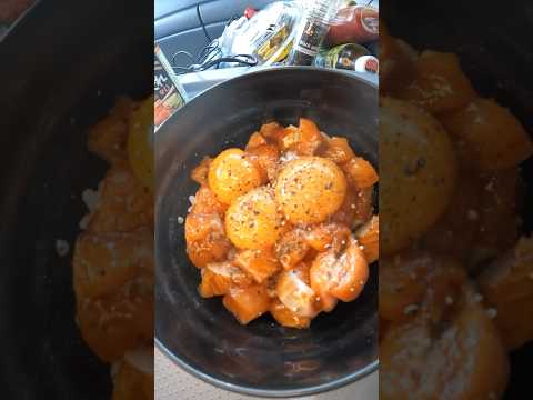 【Truck Cooking】Salmon sashimi with raw egg！【asmr】#shorts