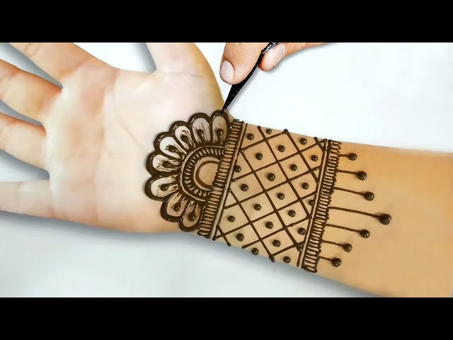 New Easy mehndi design for front hand, Simple Mehndi Design, Mehandi ka  Design