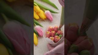 Капкейки-тюльпаны 💕🥰 Как вам? #капкейки #тюльпаны #8марта